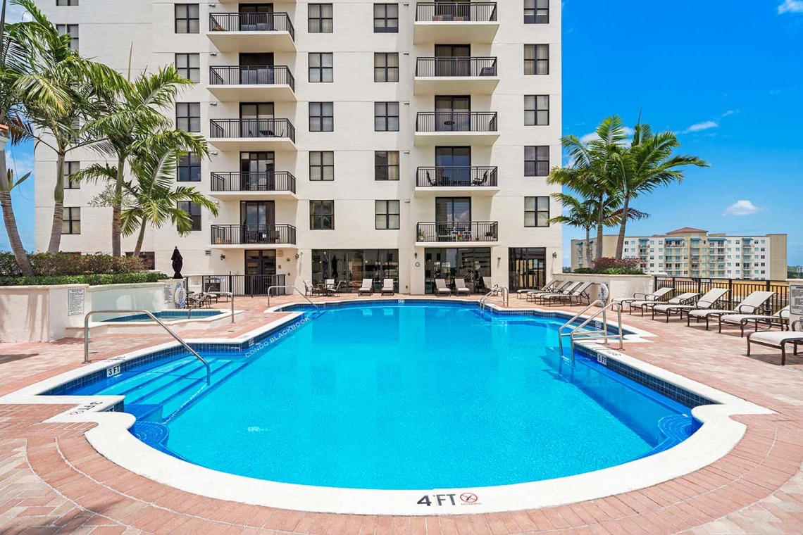 puerta-pool